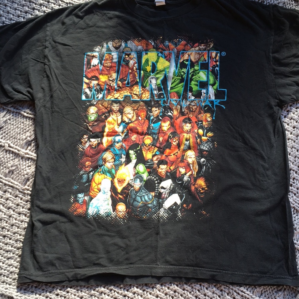 Vintage Marvel Civil War Shirt